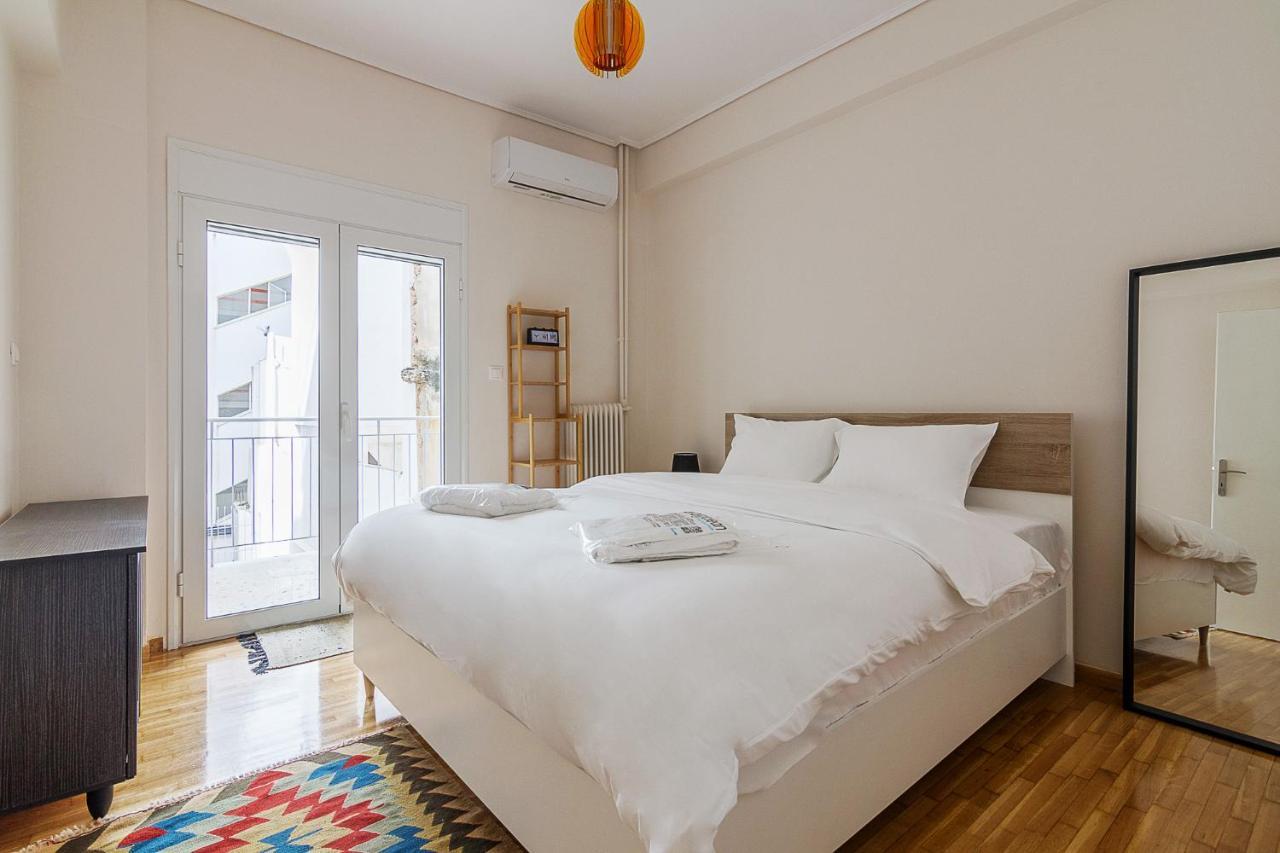 אתונה A Modern 2-Bedroom Apartment Near Areios Pagos מראה חיצוני תמונה